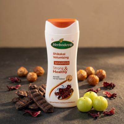 Shikakai Volumizing Shampoo